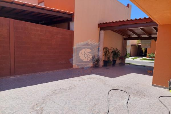 Foto de inmueble en Circuito Puerta del Sol, Col. Puerta Real C.P. 76910, Corregidora