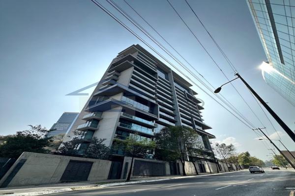Foto de inmueble en Avenida Carlos Fernández Graef, Col. Santa Fe Cuajimalpa C.P. 05348, Cuajimalpa de Morelos