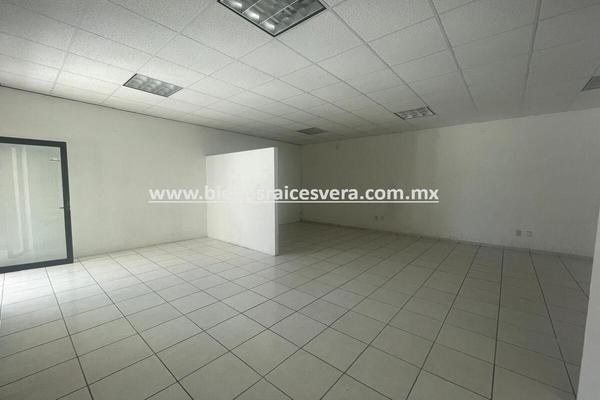 Foto de inmueble en 5 de mayo, Col. Tequisquiapan Centro C.P. 76750, Tequisquiapan