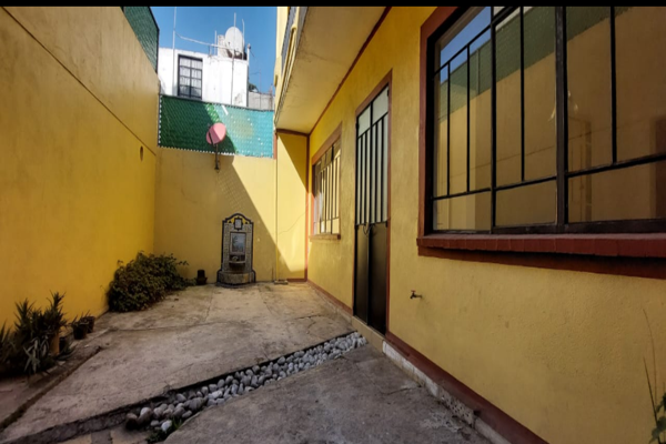 Foto de inmueble en Amores #735, Col. Del Valle Centro C.P. 03100, Benito Juárez