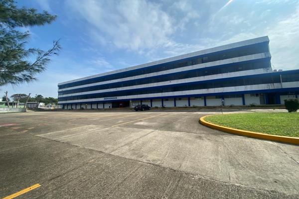 Foto de inmueble en Av Universidad Km-8 #s/n, Col. Santa Cecilia C.P. 96538, Coatzacoalcos
