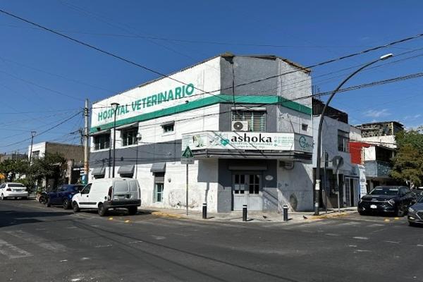 Foto de inmueble en Calle Juan Álvarez 1702 #1702, Col. Ladrón de Guevara C.P. 44600, Guadalajara