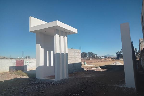 Foto de inmueble en Circuito Vial Acahualco, Col. San Antonio Acahualco C.P. 51380, Zinacantepec