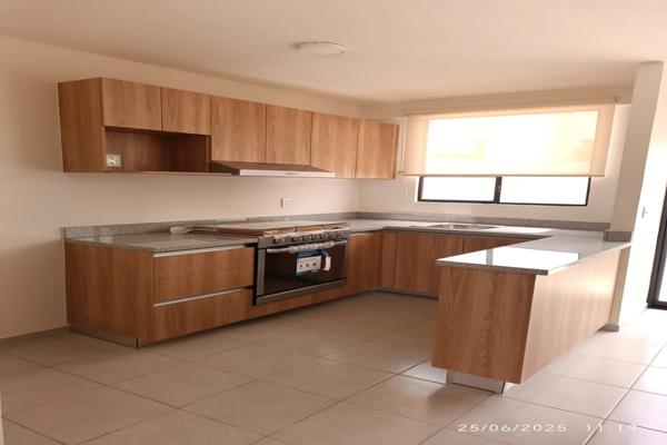 Foto de inmueble en Calzada la Huerta #s/n, Col. Morelos C.P. 51370, Zinacantepec