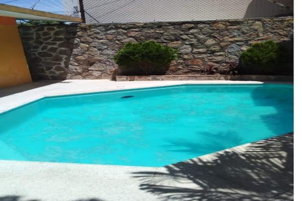 Foto de inmueble en Condesa #654, Col. Condesa C.P. 39690, Acapulco de Juárez