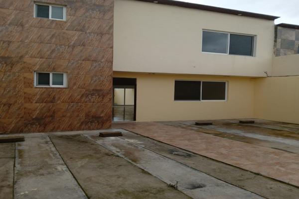 Foto de inmueble en Calzada Huerta #260, Col. San Miguel Zinacantepec C.P. 51350, Zinacantepec