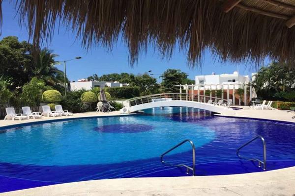 Foto de inmueble en Las Moras, Col. Vallarta 500 C.P. 48315, Puerto Vallarta