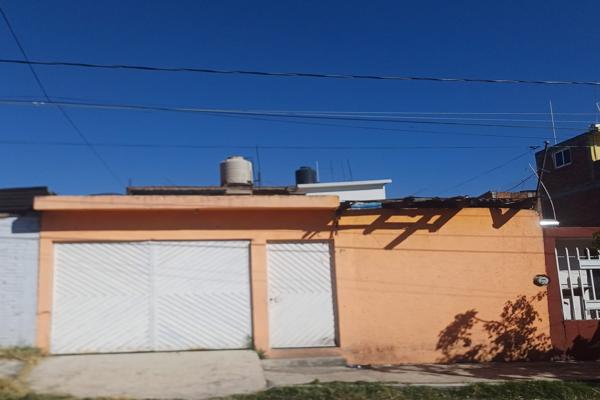 Foto de inmueble en Profesor Abraham Castellanos, Col. Santa Fe C.P. 58128, Morelia