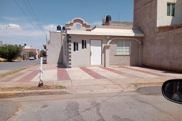 Foto de inmueble en Del Castillo, Col. Villa Real C.P. 98612, Guadalupe