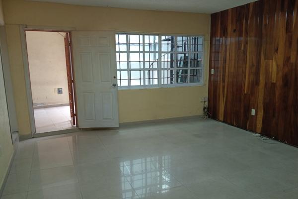 Foto de inmueble en Amores #240Int. 102, Col. Del Valle Centro C.P. 03100, Benito Juárez