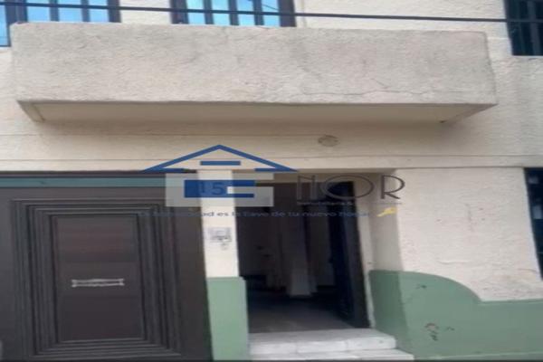 Foto de inmueble en Coatepec  #16, Col. Roma Sur C.P. 06760, Cuauhtémoc