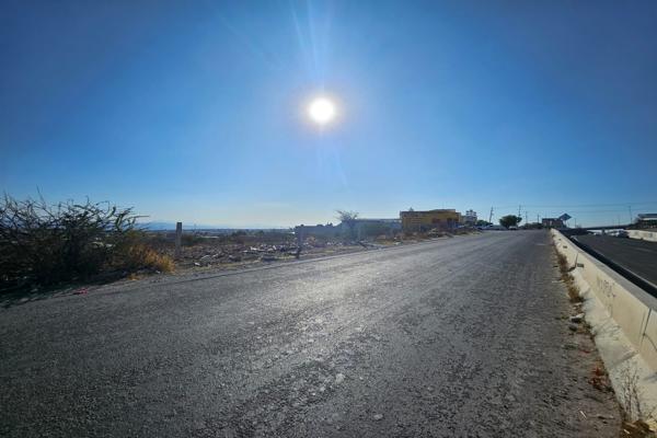 Foto de inmueble en Anillo vial Fray junipero serra #s/n, Col. San José el Alto C.P. 76147, Querétaro