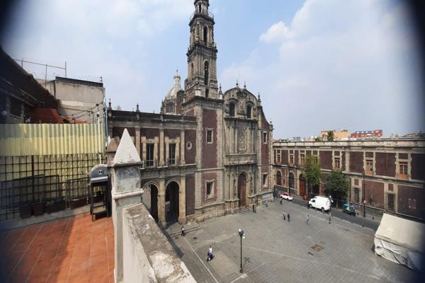 Foto de inmueble en Leandro Valle 4 #4, Col. Centro (Área 2) C.P. 06010, Cuauhtémoc