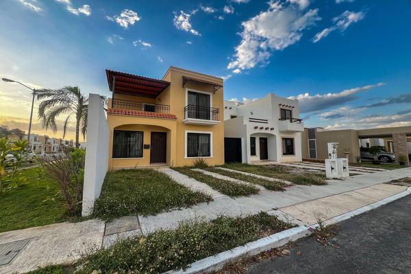 Foto de inmueble en 80, Col. Gran Santa Fe C.P. 97314, Mérida