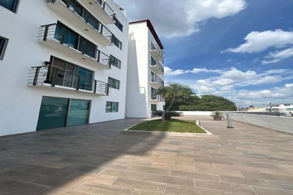 Foto de inmueble en AV CUAUHTEMOC, Col. Cuernavaca Centro C.P. 62000, Cuernavaca