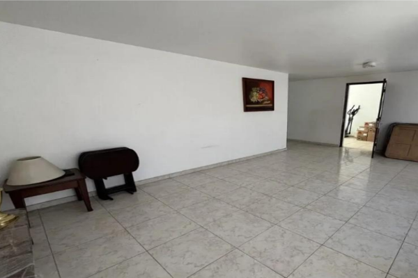 Foto de inmueble en Yucatán  #125, Col. Las Rosas C.P. 35090, Gómez Palacio