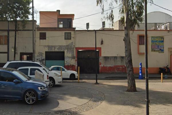 Foto de inmueble en Calle San Antonio Tomatlan 69 #69, Col. Zona Centro C.P. 15100, Venustiano Carranza