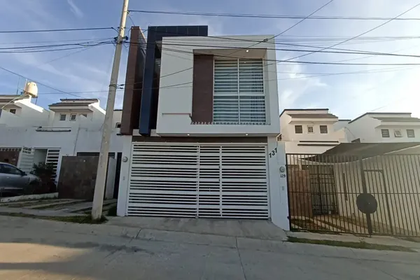 Foto de inmueble en 9 de Noviembre #901, Col. Montebello Della Stanza C.P. 20126, Aguascalientes