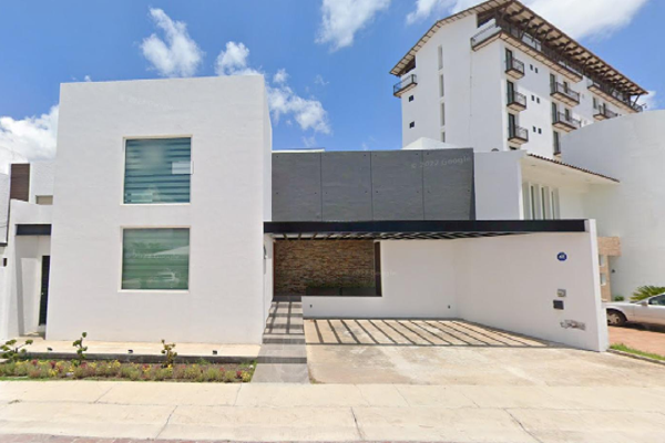 Foto de inmueble en Lago Ostión 127 #127, Col. Jurica La Solana C.P. 76230, Querétaro