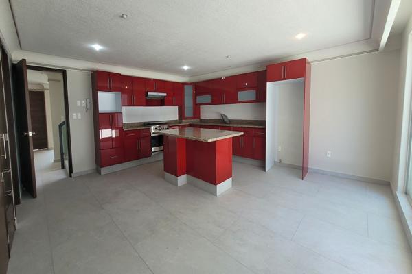 Foto de inmueble en Lucas Alamán  #s/n, Col. Lomas Verdes 6a Sección C.P. 53126, Naucalpan de Juárez