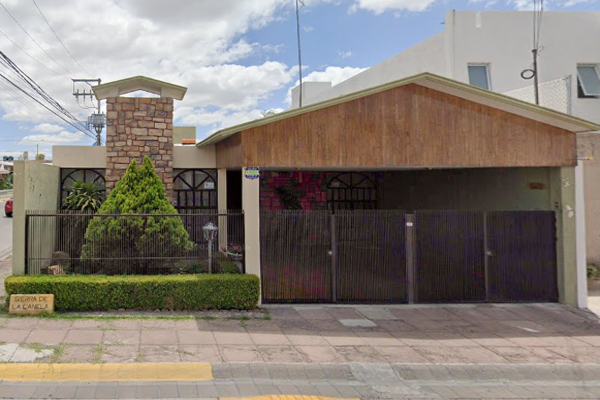 Foto de inmueble en Sierra de La Canela #335, Col. Bosques del Prado Norte C.P. 20127, Aguascalientes