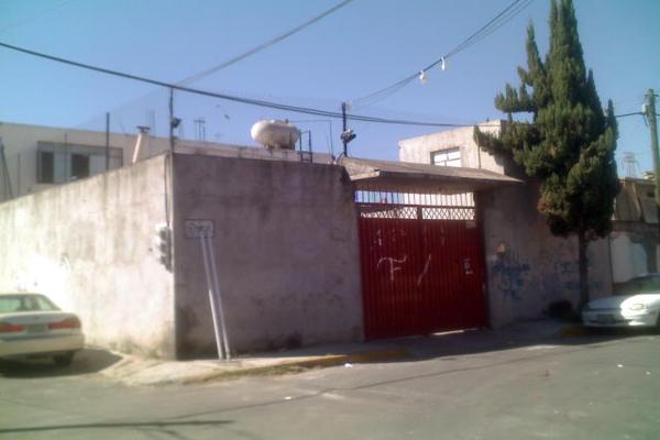 Foto de inmueble en Septima Cerrada Jose Clemente Orozco, Col. Valle de San Lorenzo C.P. 09970, Iztapalapa
