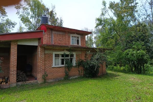 Foto de inmueble en Carretera Federal Morelia - Toluca #s/n, Col. San Francisco Curungueo C.P. 61526, Zitácuaro