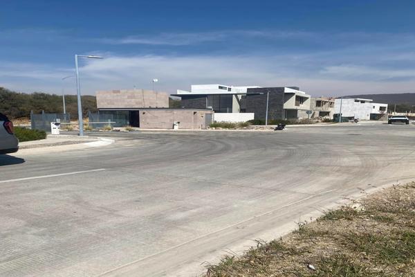 Foto de inmueble en Calzada Lomas del Molino, Col. El Molino Residencial y Golf C.P. 37138, León
