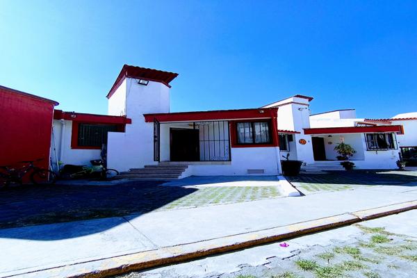 Foto de inmueble en Bahamas #205, Col. Lomas Estrella C.P. 09890, Iztapalapa