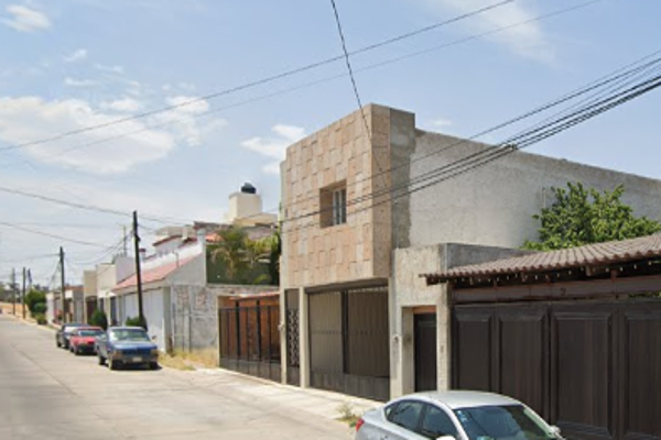 Foto de inmueble en VILLAS DE LA CANTERA  #15 , Col. Villas de La Cantera C.P. 20200, Aguascalientes
