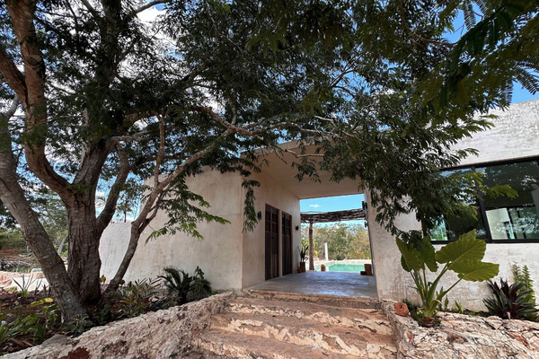 Foto de inmueble en  , Col. Acanceh C.P. 97380, Acanceh