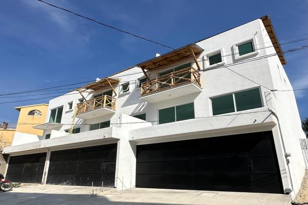 Foto de inmueble en Farallón  #s/n, Col. Farallón C.P. 39690, Acapulco de Juárez