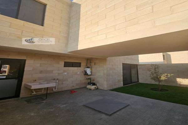 Foto de inmueble en Tierra y Libertad 1018 #1018, Col. Ampliación Emiliano Zapata C.P. 38035, Celaya