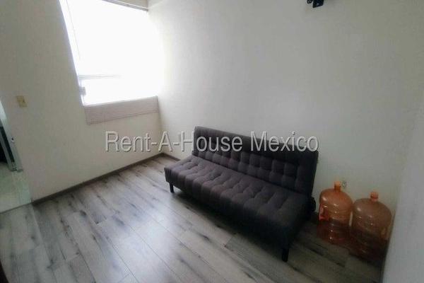 Foto de inmueble en  , Col. Ahuehuetes Anahuac C.P. 11450, Miguel Hidalgo