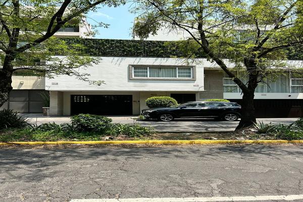 Foto de inmueble en Ahuehuetes, Col. Bosques de las Lomas C.P. 05120, Cuajimalpa de Morelos