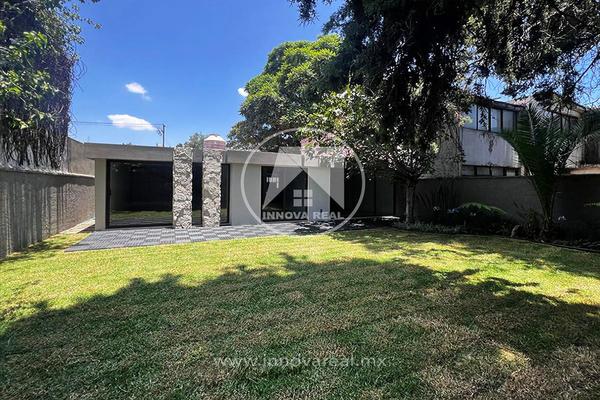 Foto de inmueble en Álamos, Col. Jardines de San Mateo C.P. 53240, Naucalpan de Juárez