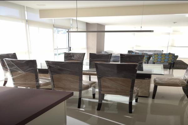 Foto de inmueble en Alfonso Reyes, Col. Del Valle Oriente C.P. 66260, San Pedro Garza García