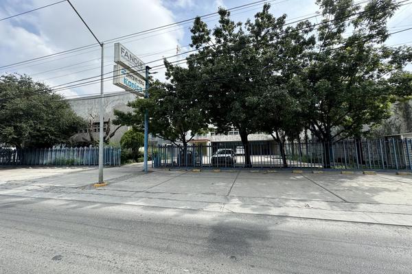 Foto de inmueble en Alfonso reyes, Col. Regina C.P. 64290, Monterrey