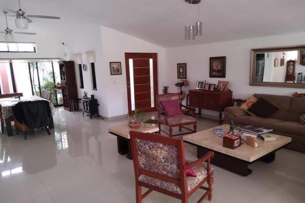 Foto de inmueble en Algarrobo #9, Col. Club de Golf La Ceiba C.P. 97302, Mérida