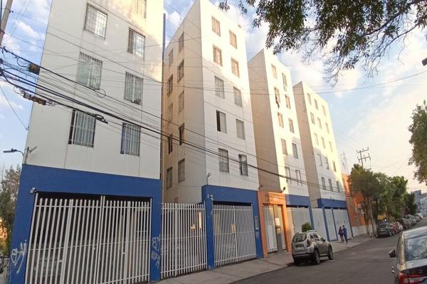 Foto de inmueble en Aluminio, Col. Popular Rastro C.P. 15220, Venustiano Carranza
