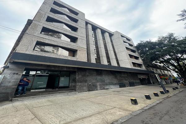 Foto de inmueble en ALVARO OBREGON, Col. Roma Norte C.P. 06700, Cuauhtémoc