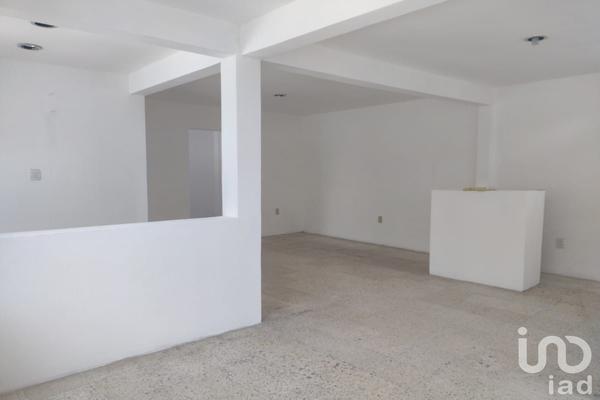 Foto de inmueble en AMACUZAC #316, Col. Santiago Sur C.P. 08800, Iztacalco