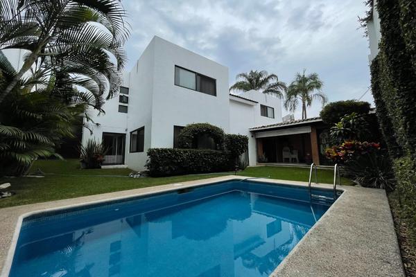 Foto de inmueble en  , Col. Amatitlán C.P. 62410, Cuernavaca