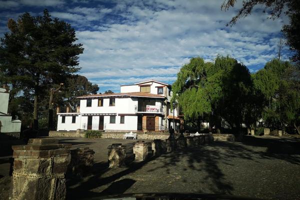 Foto de inmueble en Andador, Col. Hacienda San José Barbabosa C.P. 51357, Zinacantepec