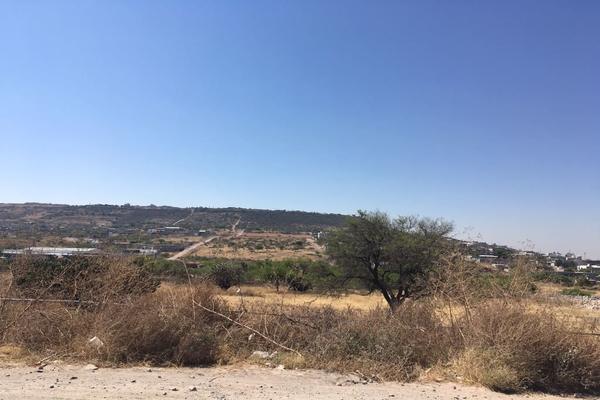 Foto de inmueble en anillo vial ii fray junipero serra, Col. Fray Junípero Serra C.P. 76147, Querétaro