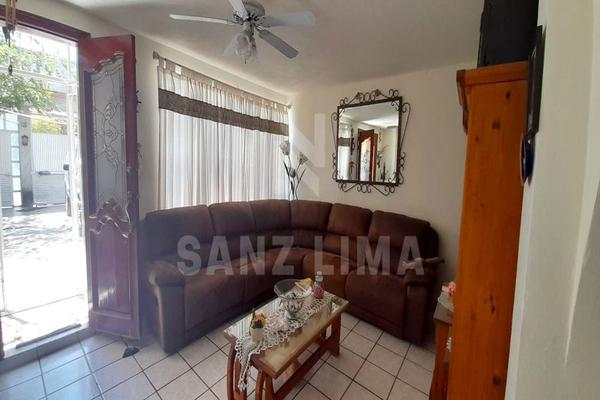 Foto de inmueble en Anís, Col. Del Bosque C.P. 38085, Celaya