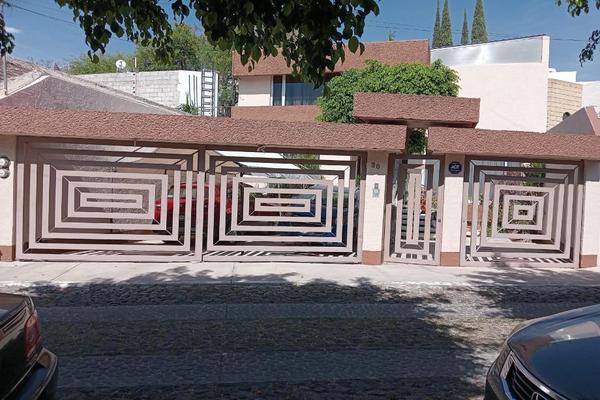 Foto de inmueble en Arbol #20, Col. Álamos 3a Sección C.P. 76160, Querétaro
