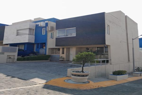 Foto de inmueble en Atizapan de Zaragoza, Col. Lomas Lindas II Sección C.P. 52947, Atizapán de Zaragoza