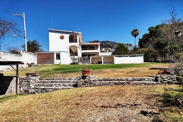 Foto de inmueble en Autopista Mexico-AcapulcoCto. Sta. Fe km. 112-562790 Mor.México, Col. Club de Golf Santa Fe C.P. 62790, Xochitepec