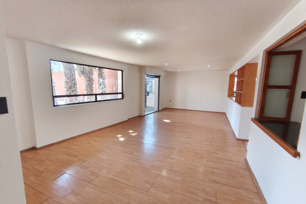 Foto de inmueble en Av Senda Eterna 424, Dpto 6, Milenio lll, Querétaro, Querétaro, C.P. 76060, Col. Milenio III Fase A C.P. 76060, Querétaro